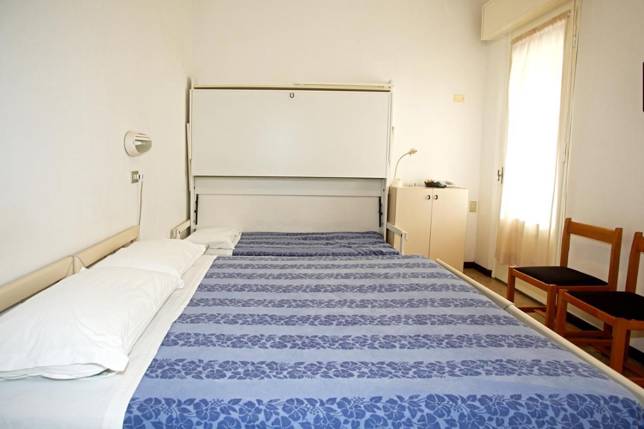 Hotel Selene Milano Marittima Exterior foto